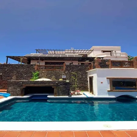 Preciosa Casa Cristian Y Maria Con Piscina Privada *
