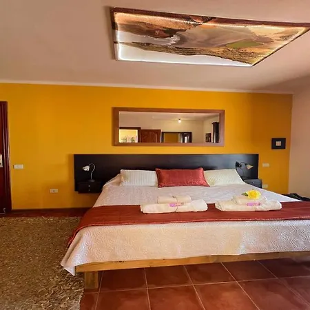 Preciosa Casa Cristian Y María Con Piscina Privada Tías