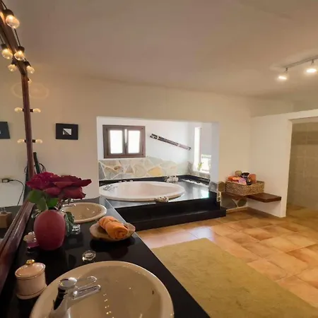 Preciosa Casa Cristian Y Maria Con Piscina Privada Villa Tias
