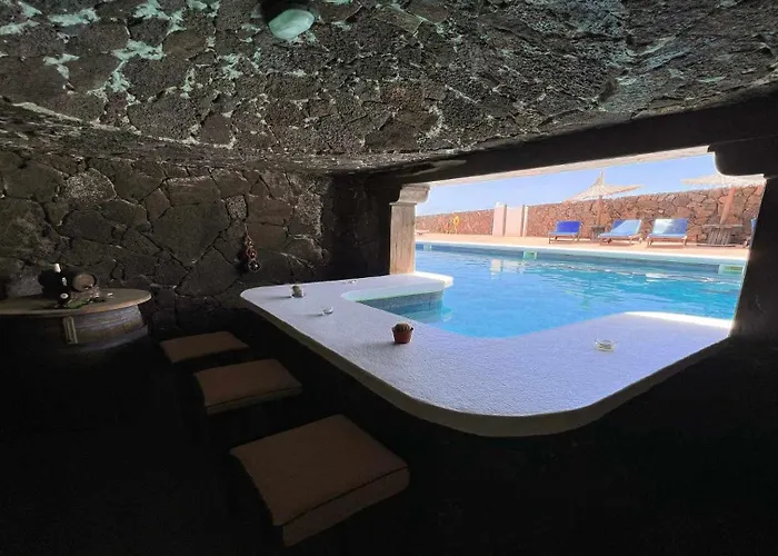 Preciosa Casa Cristian Y Maria Con Piscina Privada *