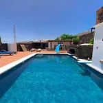 Preciosa Casa Cristian Y Maria Con Piscina Privada 빌라 *