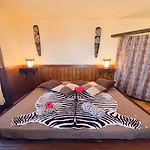 Preciosa Casa Cristian Y Maria Con Piscina Privada * 티아즈