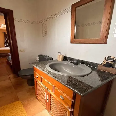 Preciosa Casa Cristian Y Maria Con Piscina Privada 别墅